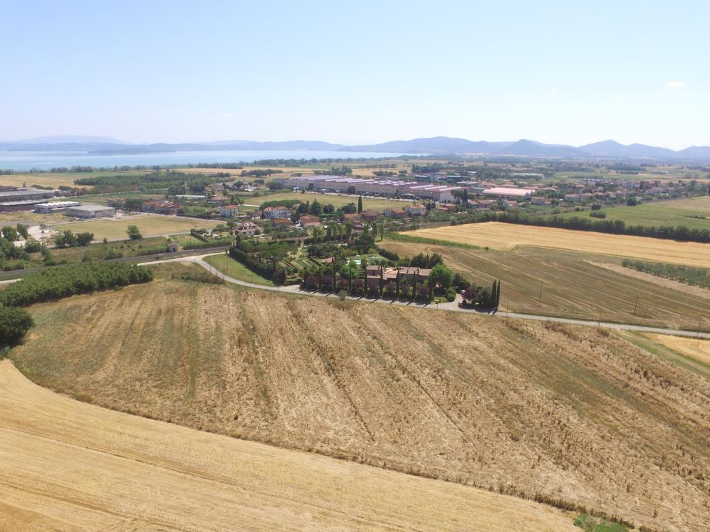 Agriturismo Dolce Verde カスティリオーネ・デル・ラーゴ エクステリア 写真