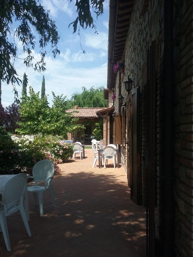 Agriturismo Dolce Verde カスティリオーネ・デル・ラーゴ エクステリア 写真